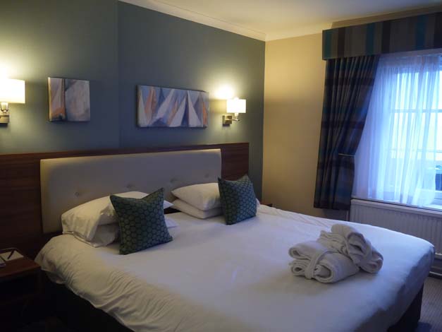 bed white lion aldeburgh bed white lion aldeburgh