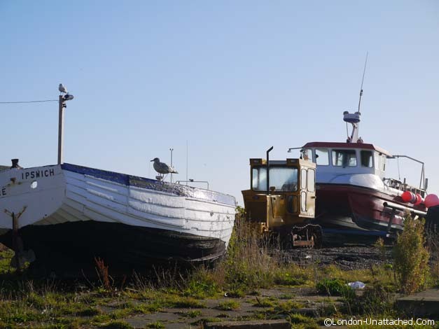 boats on the beach white lion aldeburgh