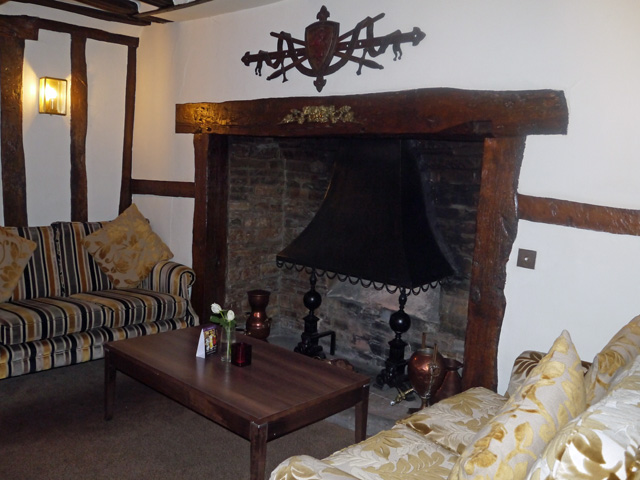The Shakespeare Lounge 1 The Shakespeare Lounge 1