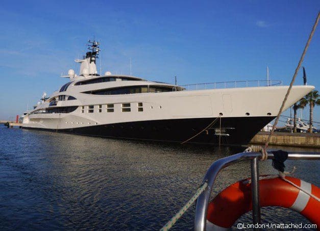Barcelona Molt Mes - Armani Yachht Barcelona Molt Mes - Armani Yachht