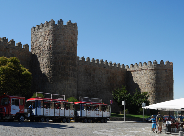 Entrance to Avila Entrance to Avila