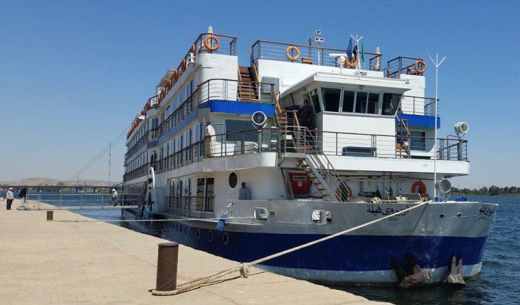 Oberoi Philae docked