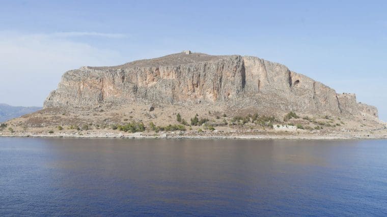 leaving-monemvasia