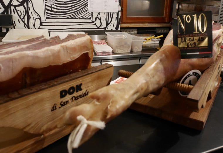 Cortina - prosciutto di san daniele Cortina - prosciutto di san daniele