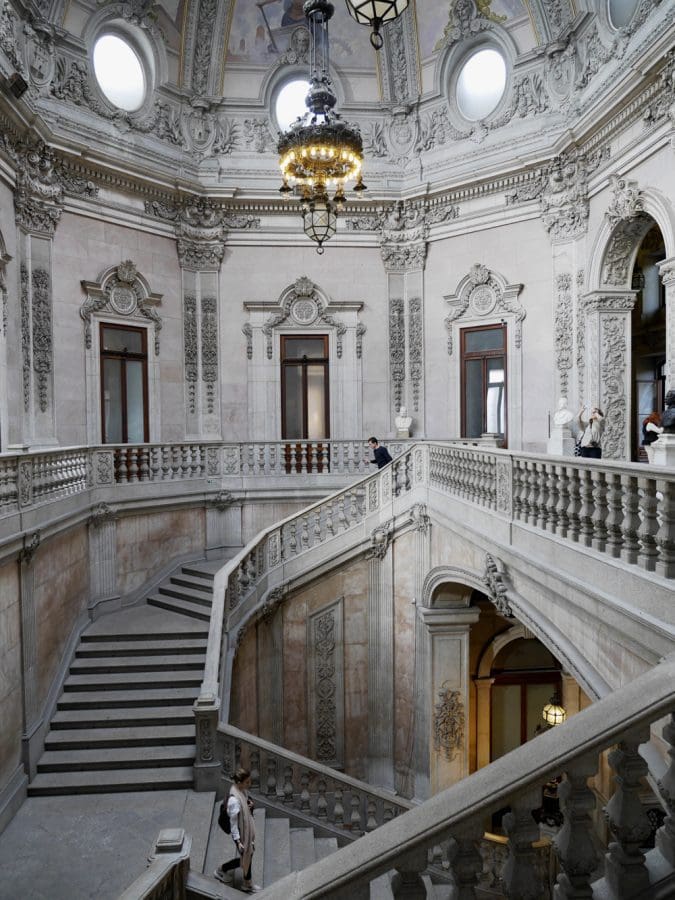 Palacio da Bolsa Porto hallway Palacio da Bolsa Porto hallway