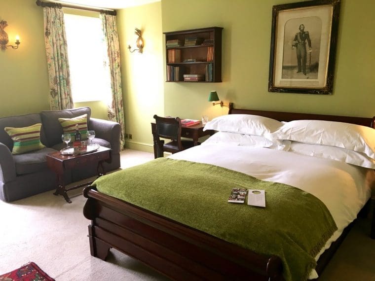 Portobello Hotel bedroom 1