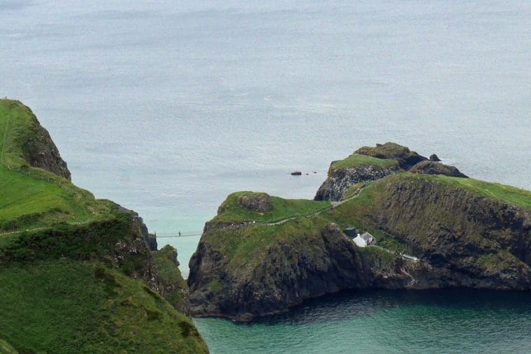 Rope Bridge - Carrick a Reed Causeway Coastal Route