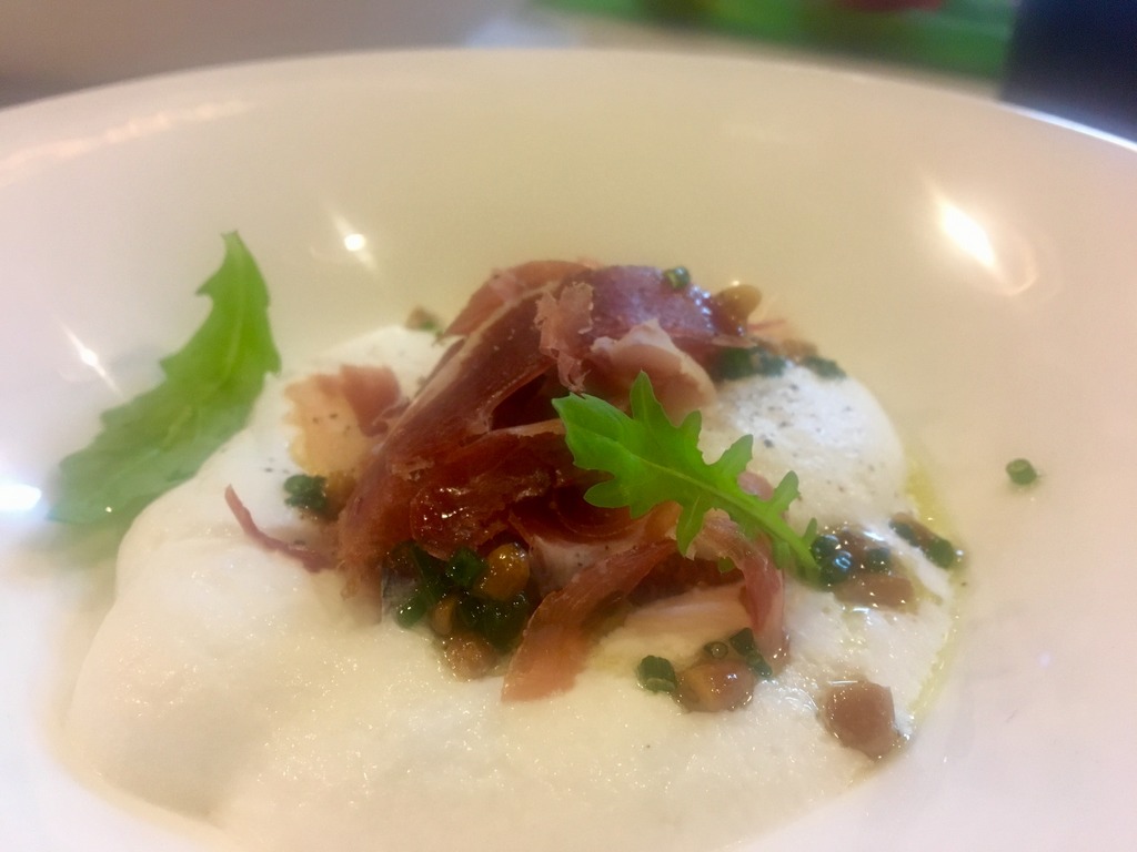 Burrata Foam with figs