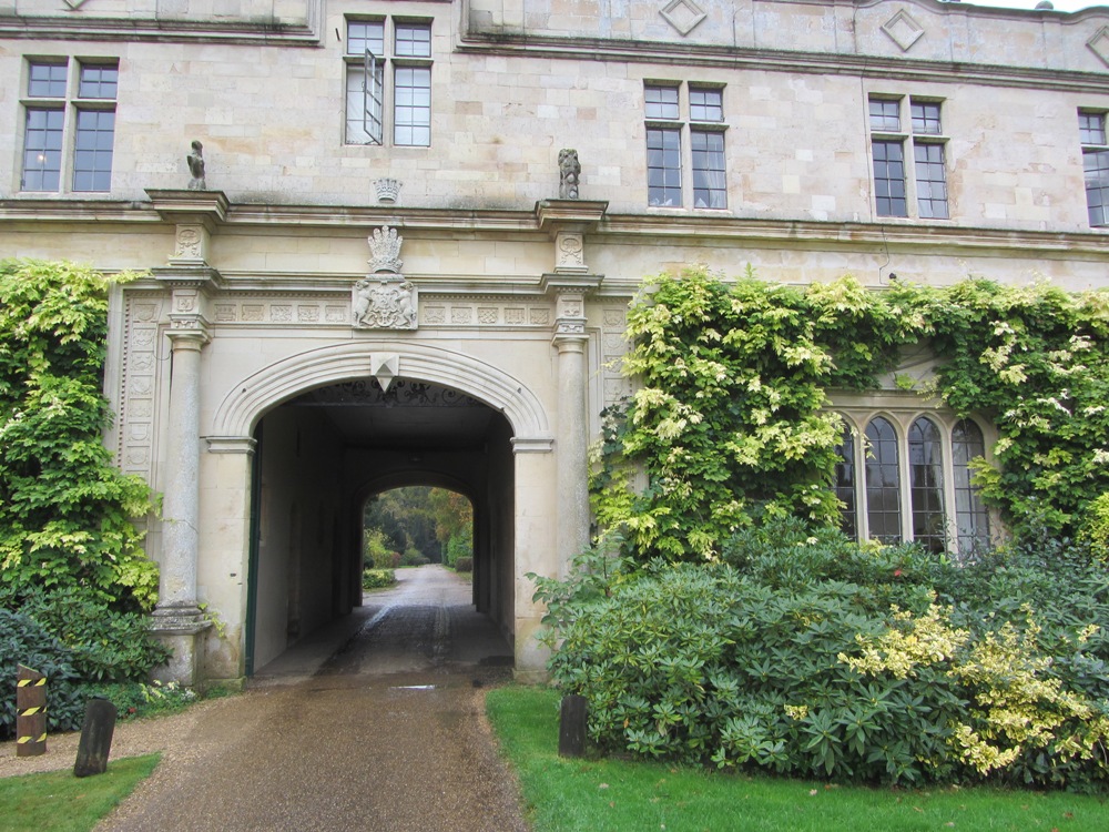Stapleford Park - entrance Stapleford Park -approach to the house