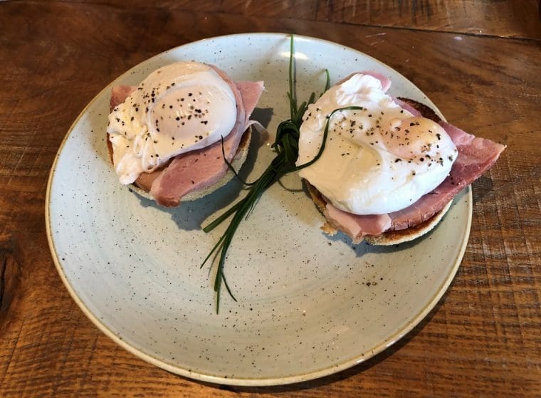 Breakfast the Lamb Toasted muffin with Wiltshire ham and poached eggs the Lamb Hindon Wiltshire