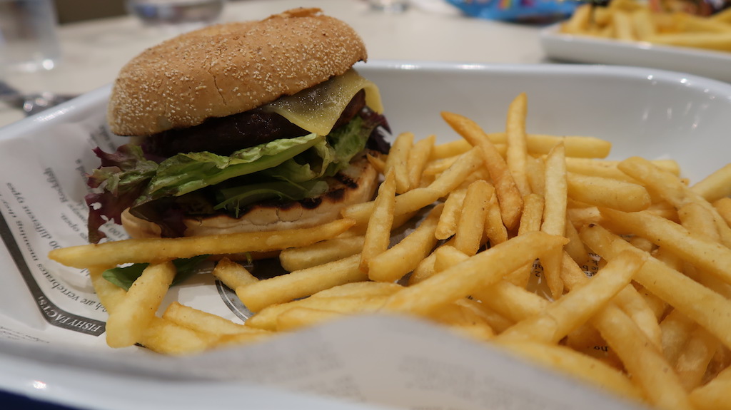 Cafe h - Holburne - Burger and chips