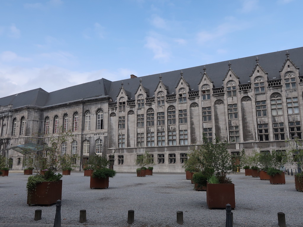 The Place Saint Lambert