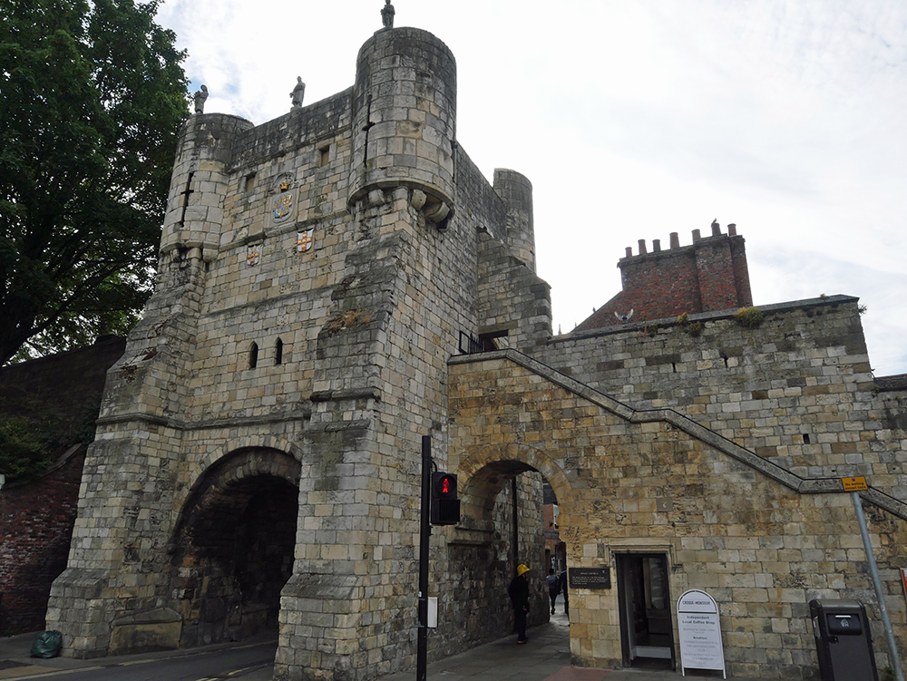 York Walls Roman Bar