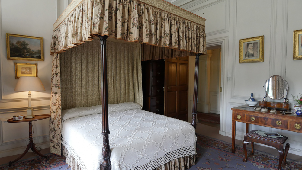 Bedroom Mompesson House
