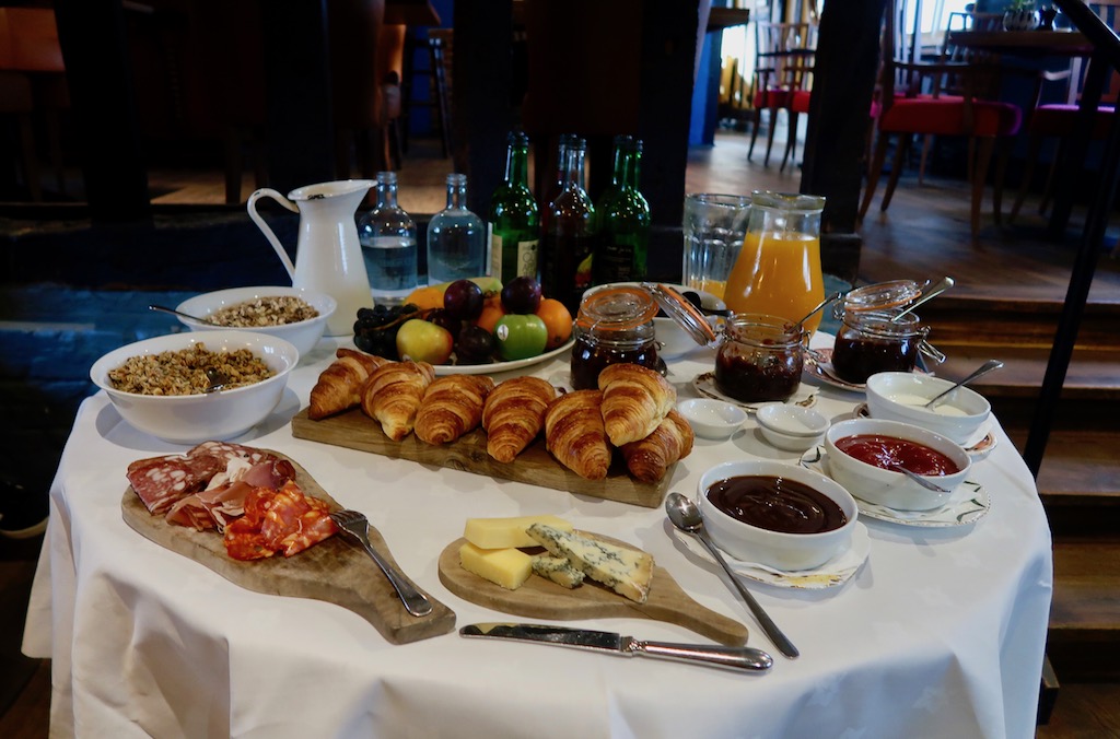The Sun Inn - breakfast The Sun Inn Dedham, Essex - breakfast