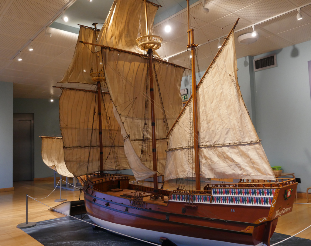 Mayflower Replica - Plymouth Mayflower Museum