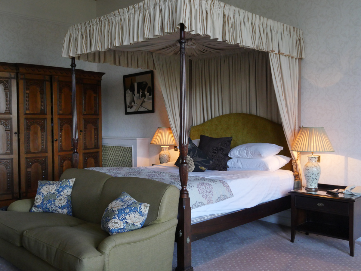 Four poster - Welcombe Hotel