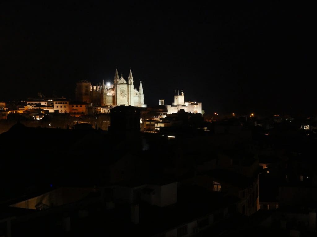 Palma at Night - the Cathedral