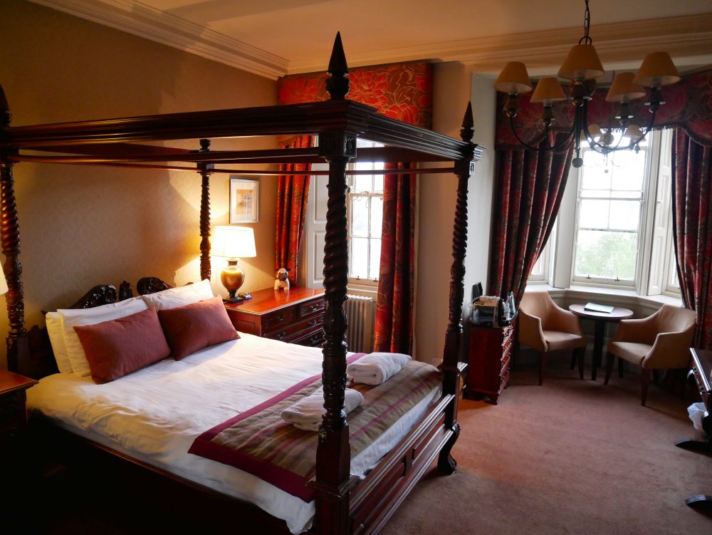 Stonefield Castle Hotel - four poster bedroom