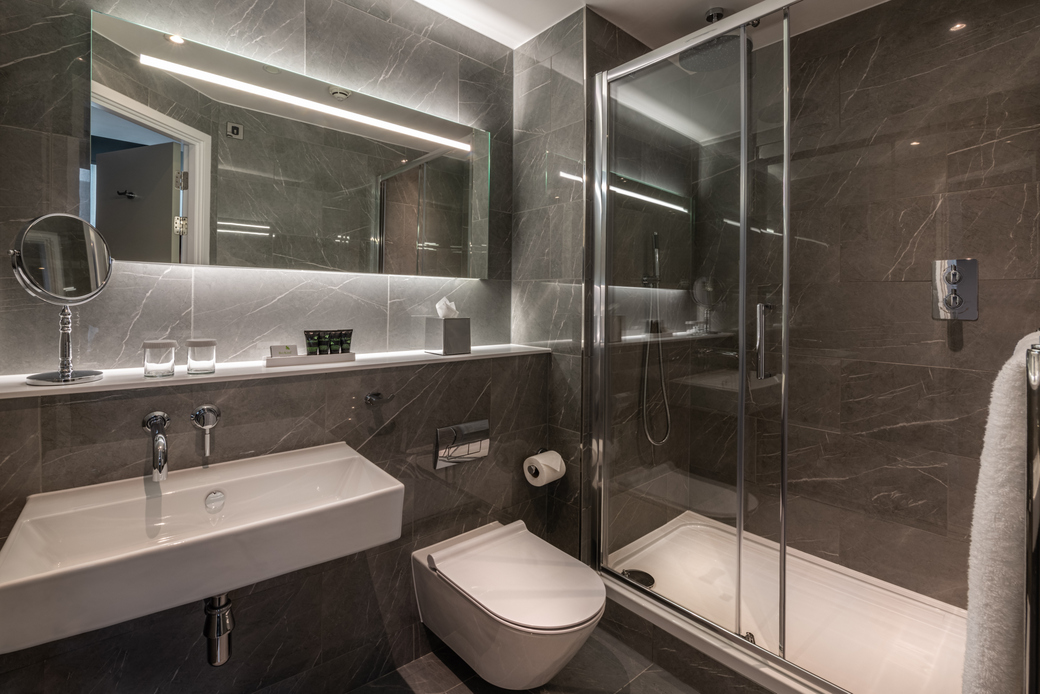 The Nadler Covent Garden - Bathroom (Walk-in Shower)