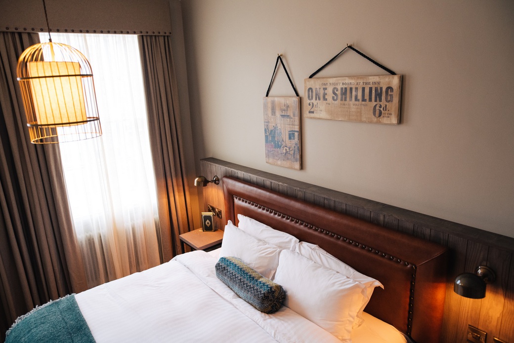 The White Horse Hotel Dorking - Bedroom