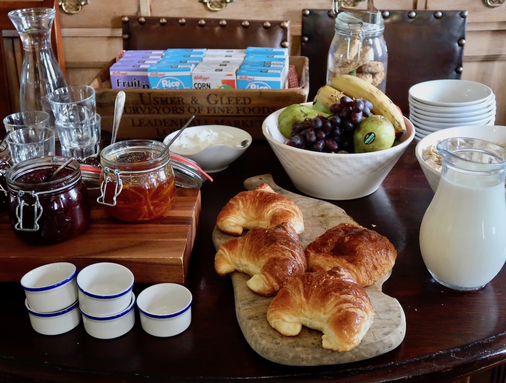 The Howard Arms - breakfast