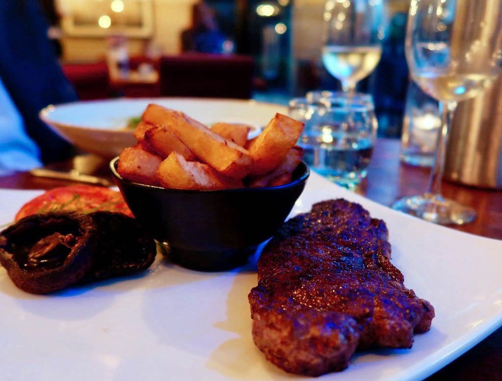 8-oz-sirloin-of-beef-triple-cooked-chips
