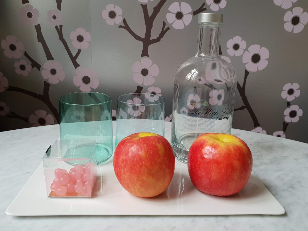 De Witte Lelie, Antwerp, Fruit and Water tra