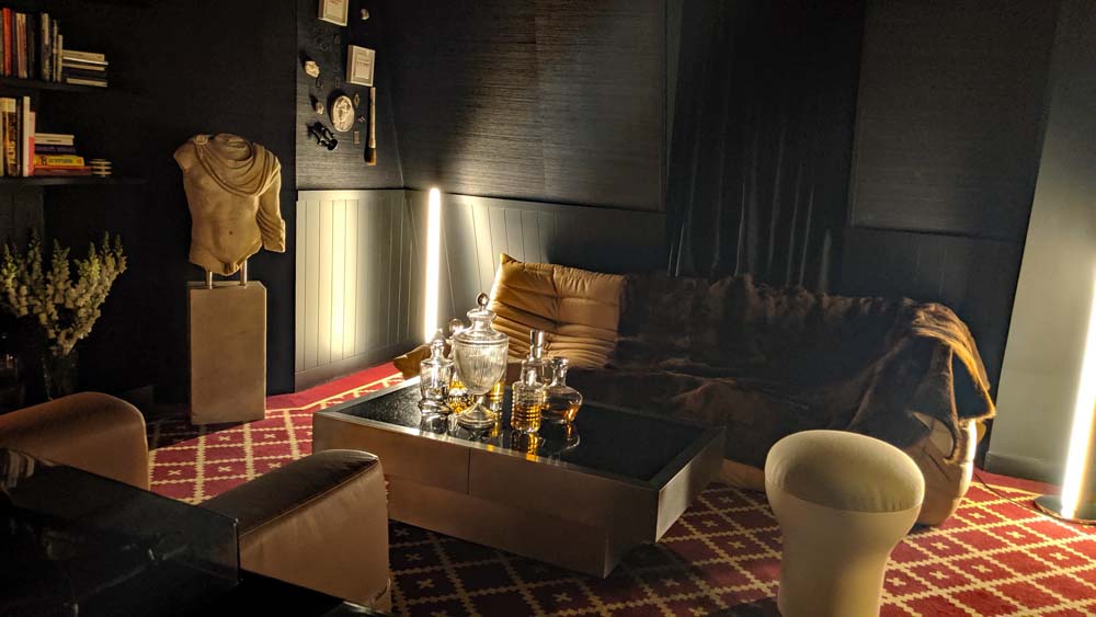 Suite Living Room Sinner Paris