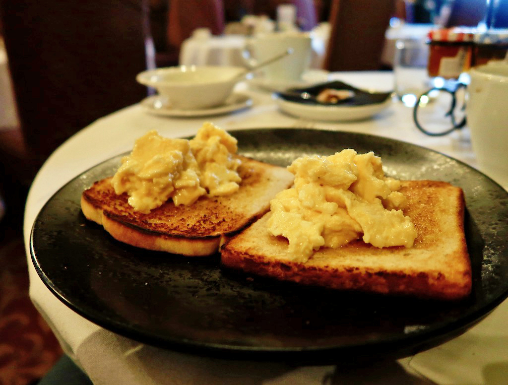 Billesley-Manor-Hotel-scrambled-egg