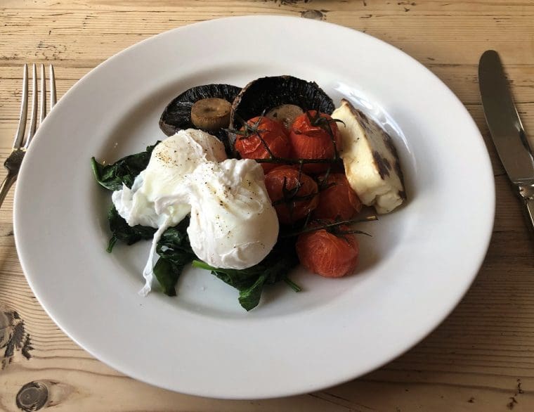 Plate of vegetarian breakfast at Chequers in Montgomery