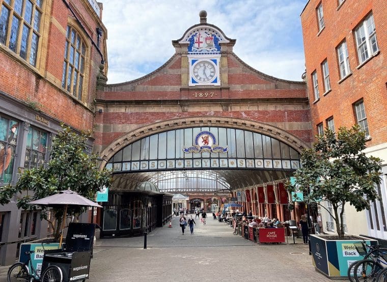Shopping at Windsor station
