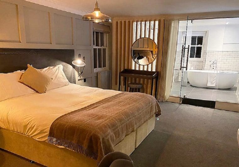 Bedroom at the Black Bull Sedburgh