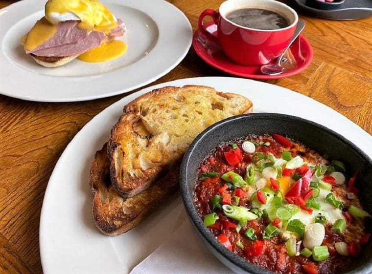 dish of shakshuka from rose and crown warwick