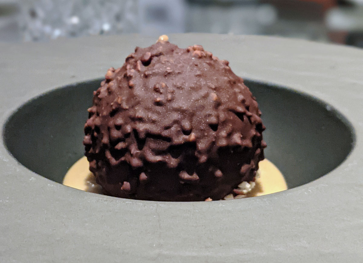 Chocolate Sphere - churchill bar
