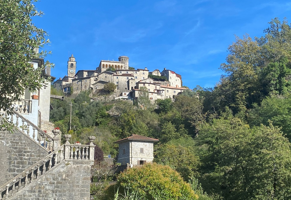 Castle Bagnone - Lunigiana Italy