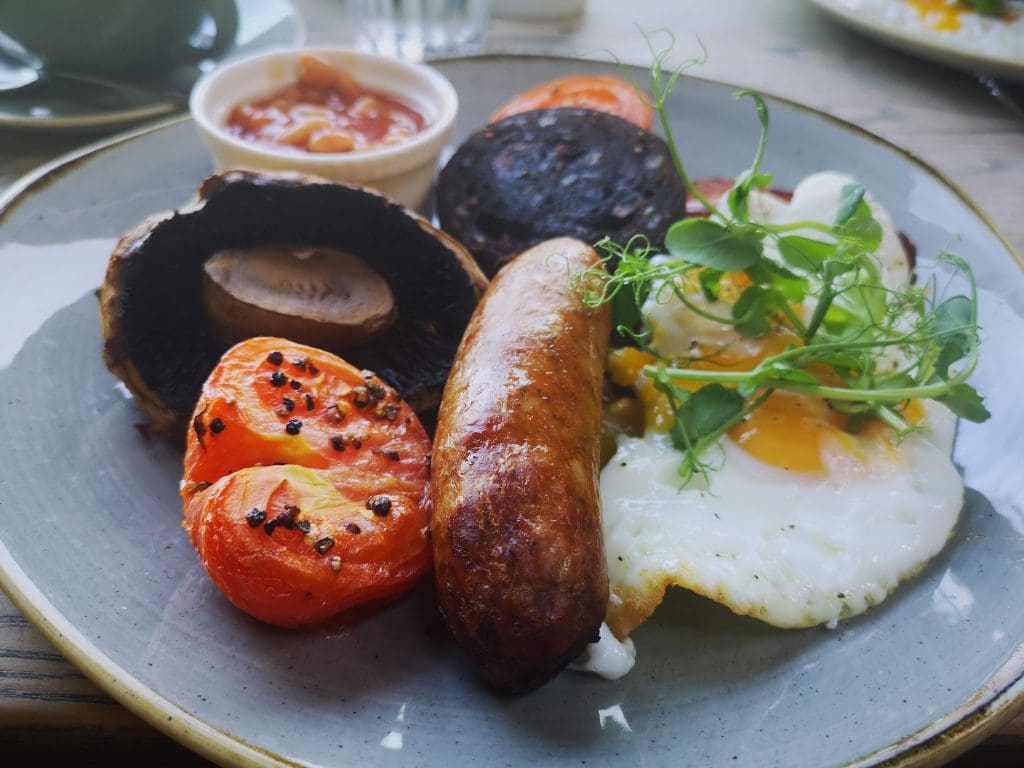 Castle Edgehill breakfast