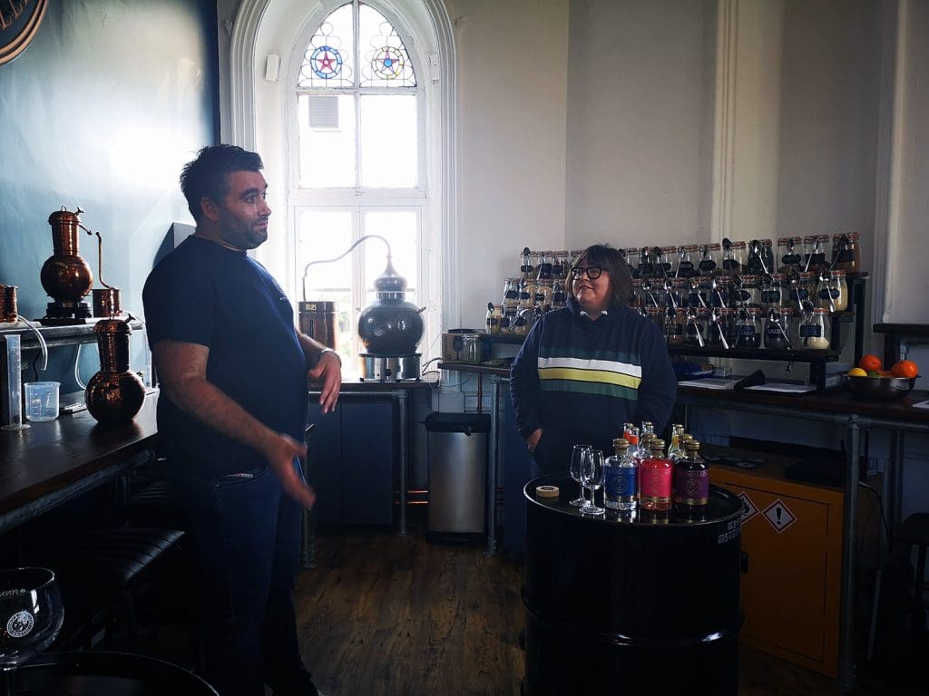 Castle Edgehill gin class