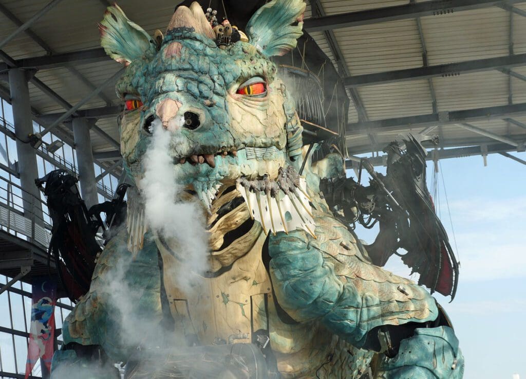 Dragon - Smoking