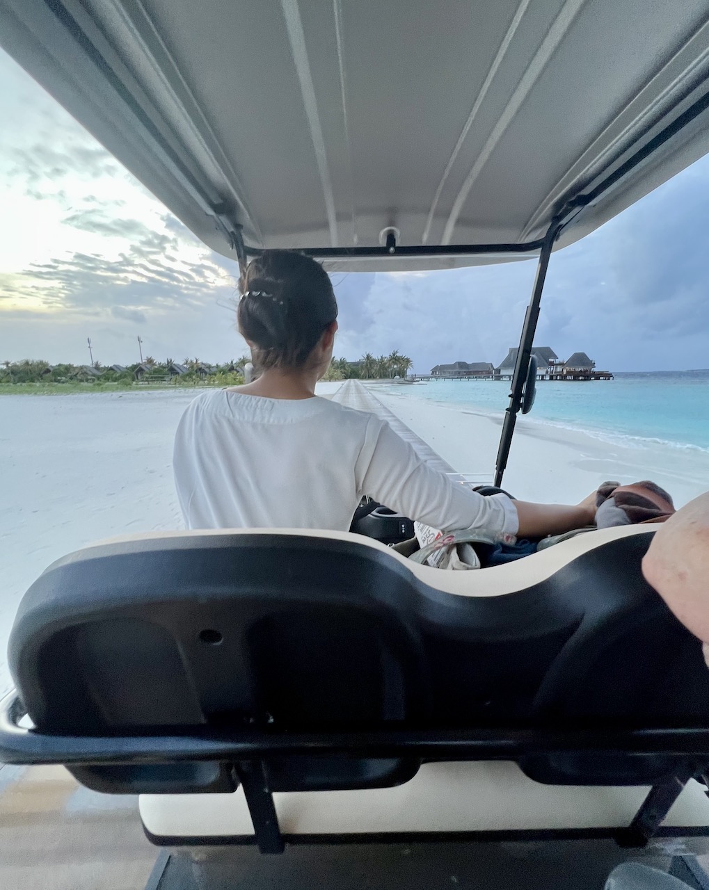 electric buggy taking us to Maldives, Heritance Aarah
