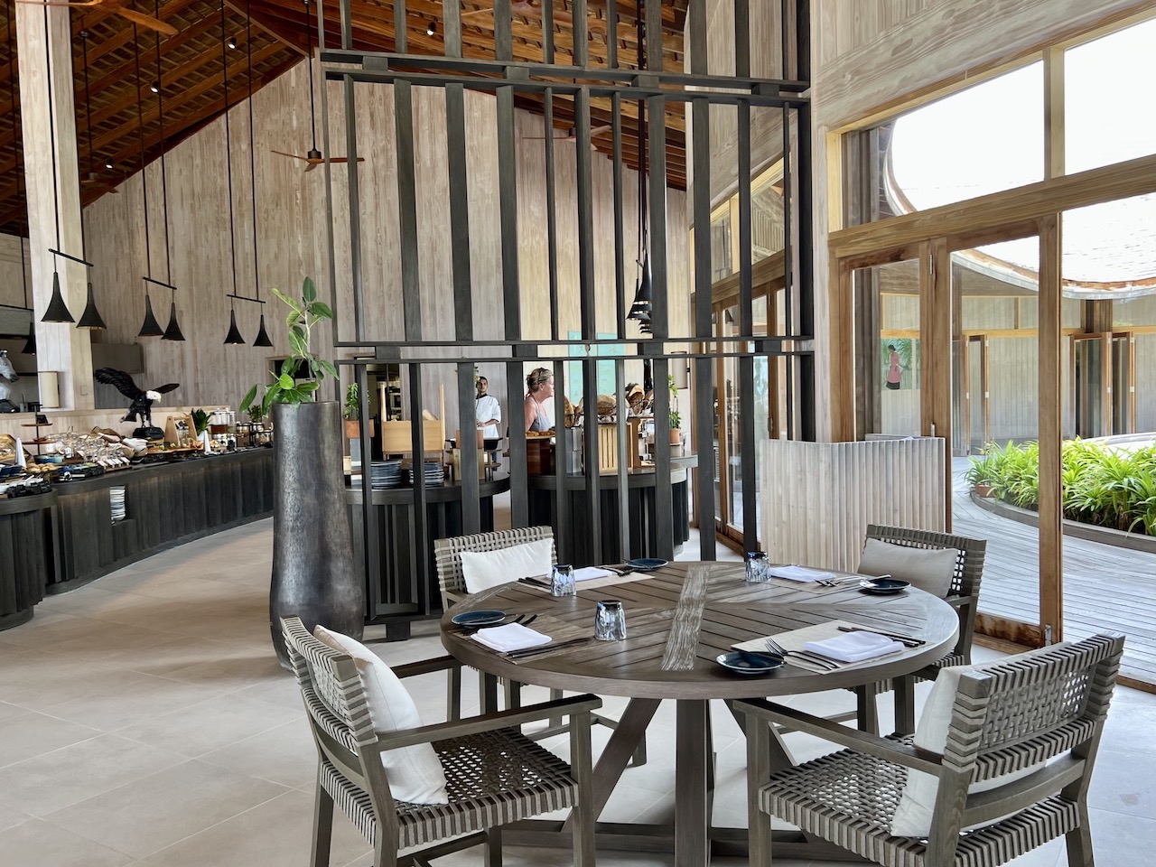 Noo Faru breakfast buffet Kagi Maldives