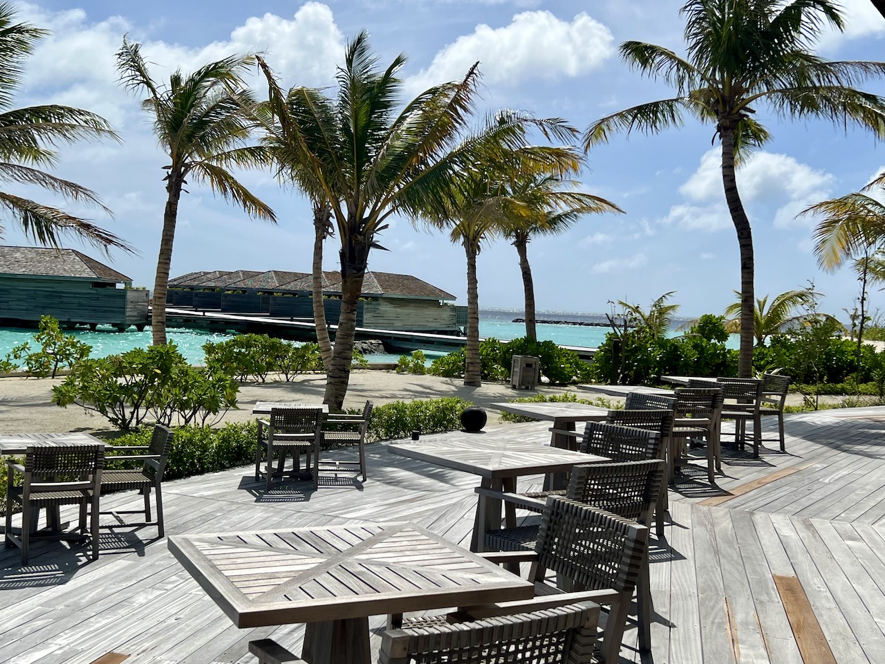 Outdoor seating at Kagi