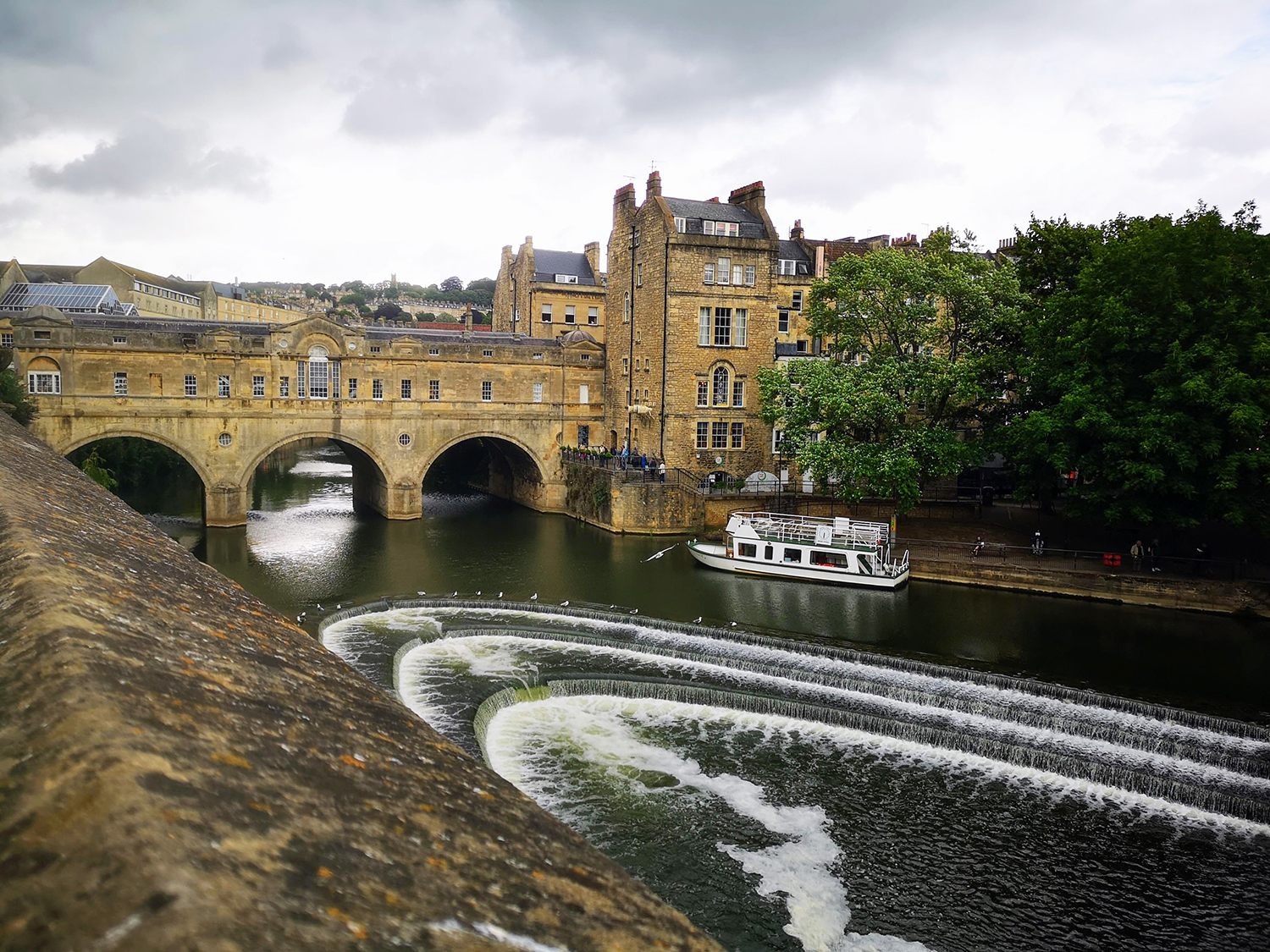 Bath bridge and weir