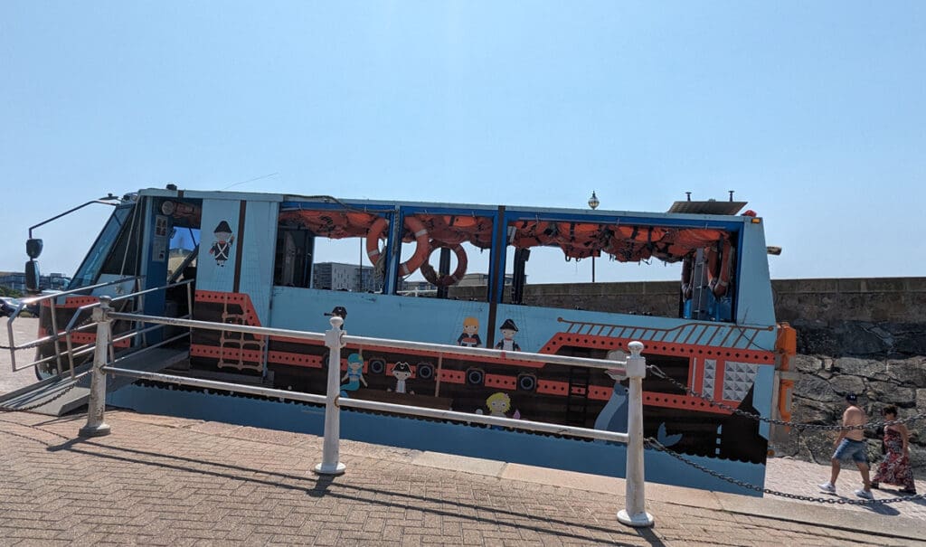 Ferry Elizabeth Castle