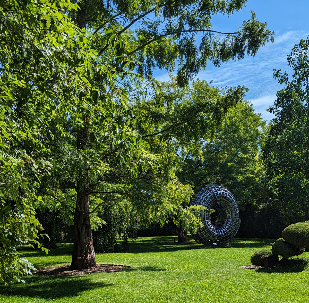 Gardens and sculpture - Botanicus Ostra
