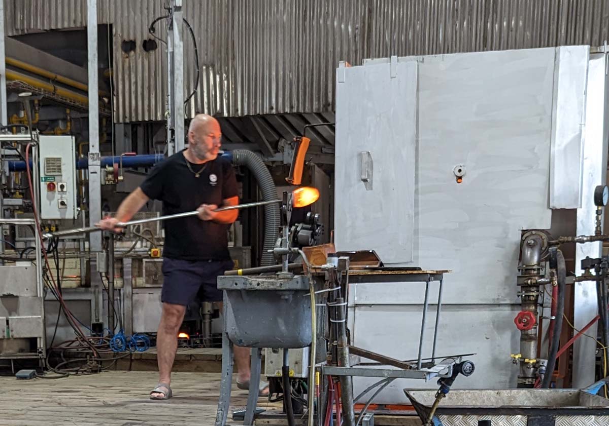 Moulten Glass - Ruckl Glassworks