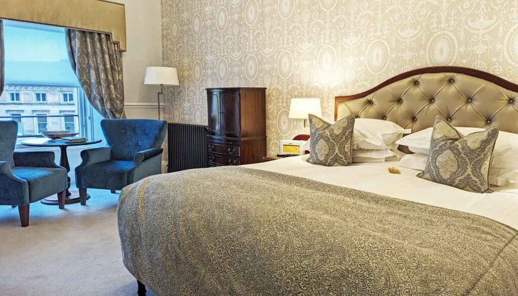 Room-Bonham Room-Bonham