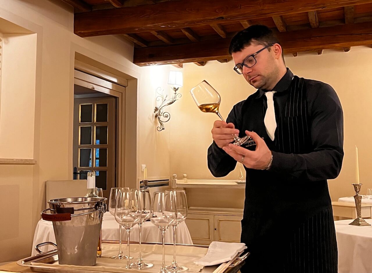 Relais Corte dei Papi wine