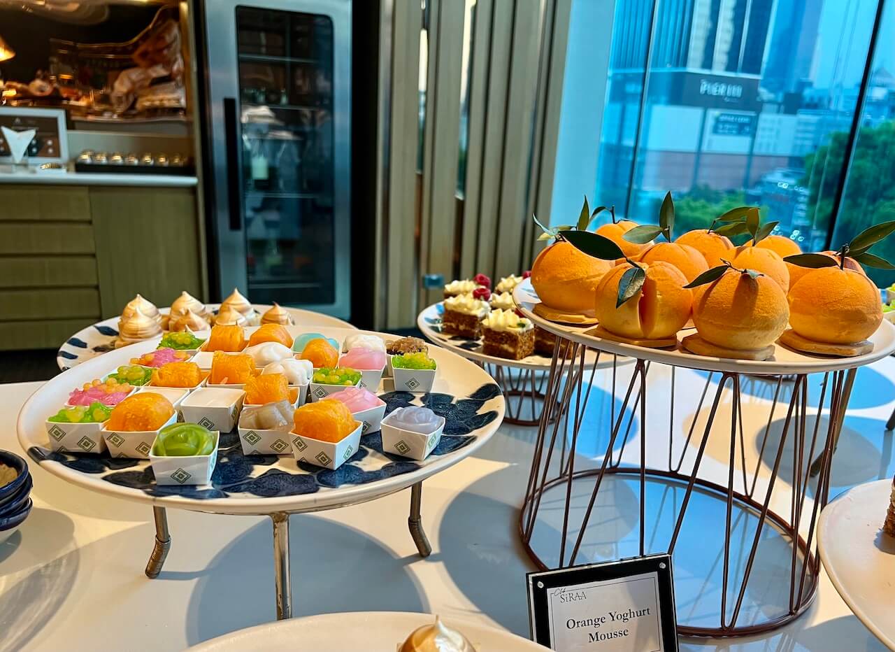 Amari Bangkok Club Siraa snacks