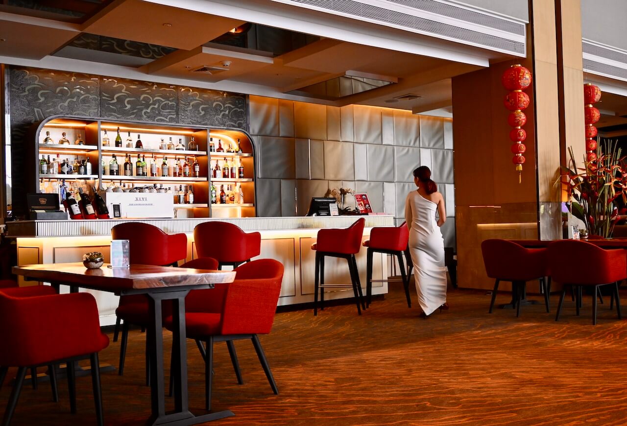Amari Bangkok Milano Bar